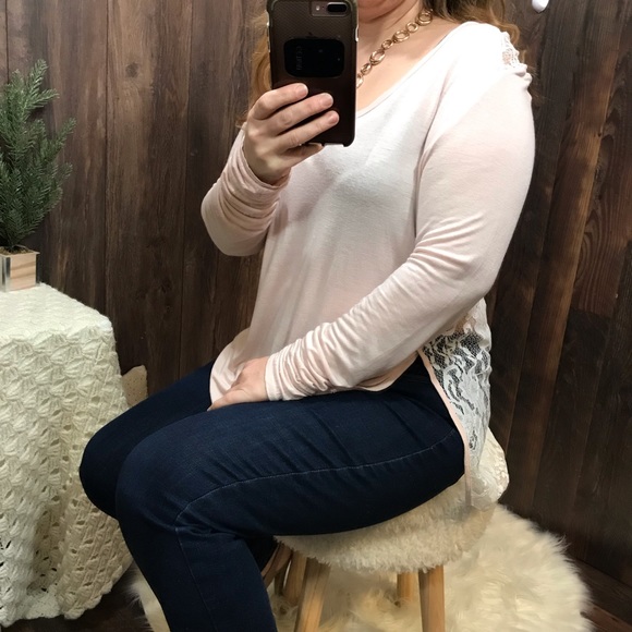 Cloth by RDI laced back top, pure blush - Picture 4 of 9